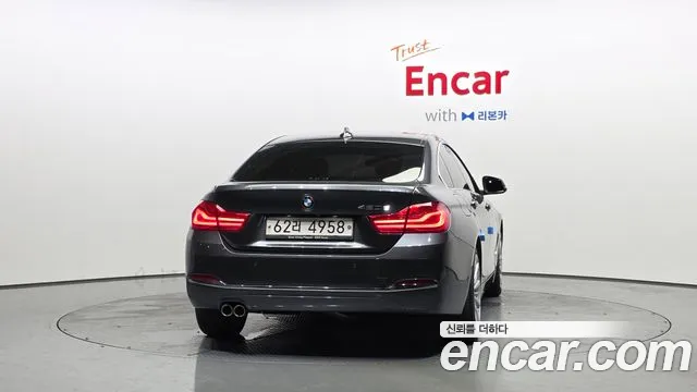BMW 4-Series 2019 thumb 3