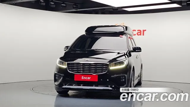 Kia Carnival 2019 thumb 3