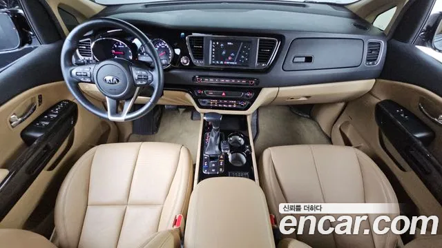 Kia Carnival 2019 thumb 7