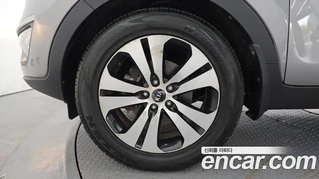 Kia Sportage 2012 thumb 5