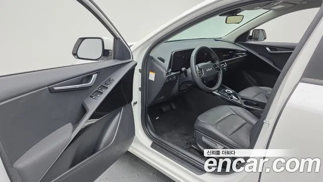 Kia Niro 2022 thumb 10