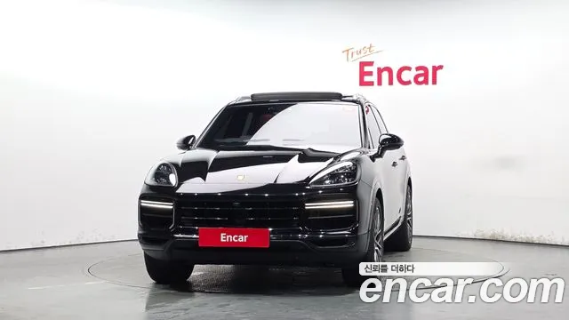 Porsche Cayenne 2018 thumb 3
