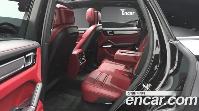 Porsche Cayenne 2018 thumb 11
