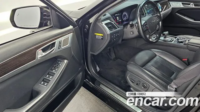 Genesis G80 2017 thumb 10
