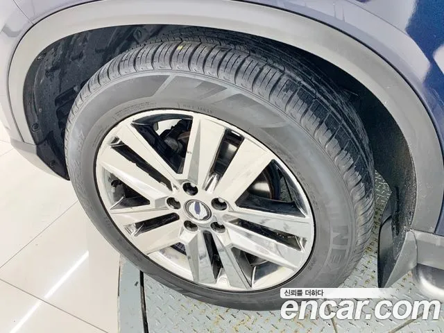 KG_Mobility_Ssangyong Rexton 2018 thumb 5