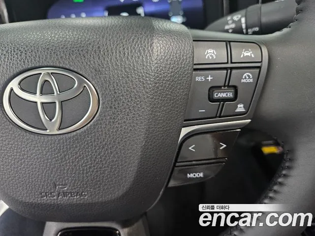 Toyota Camry 2025 thumb 8