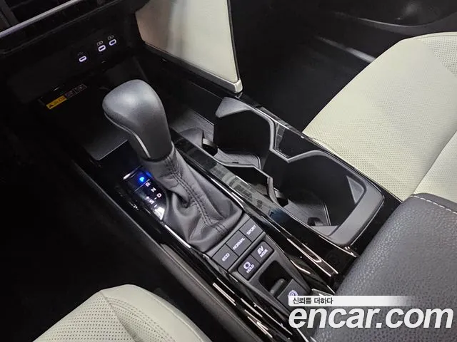 Toyota Camry 2025 thumb 9