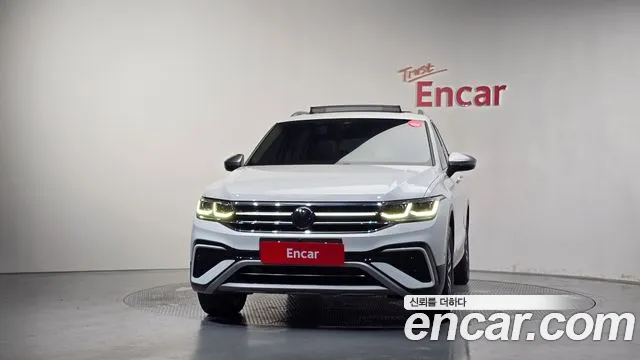 Volkswagen Tiguan 2022 thumb 3