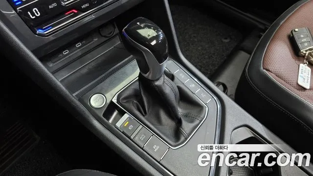 Volkswagen Tiguan 2022 thumb 9