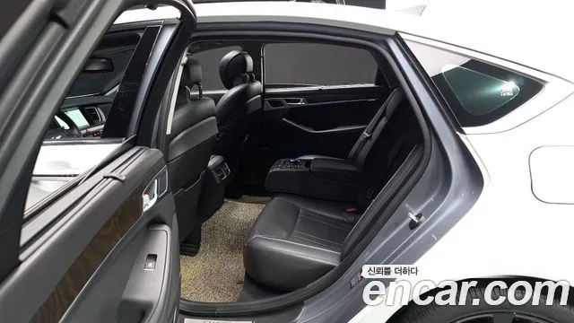 Hyundai Genesis 2015 thumb 12