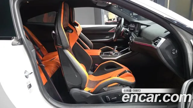 BMW M4 2024 thumb 11