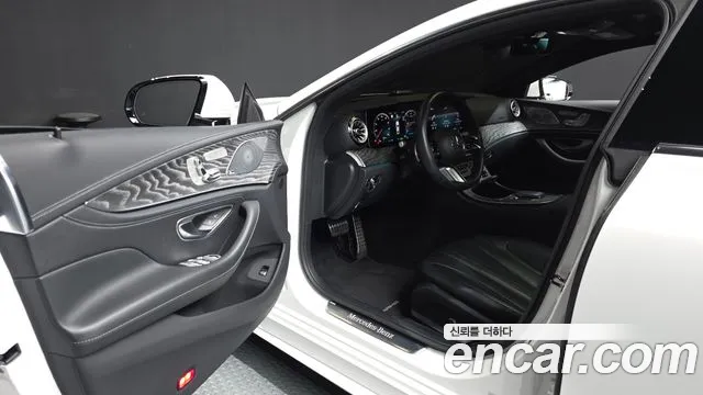 Mercedes-Benz CLS-Class 2023 thumb 10
