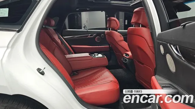 Genesis G80 2023 thumb 10