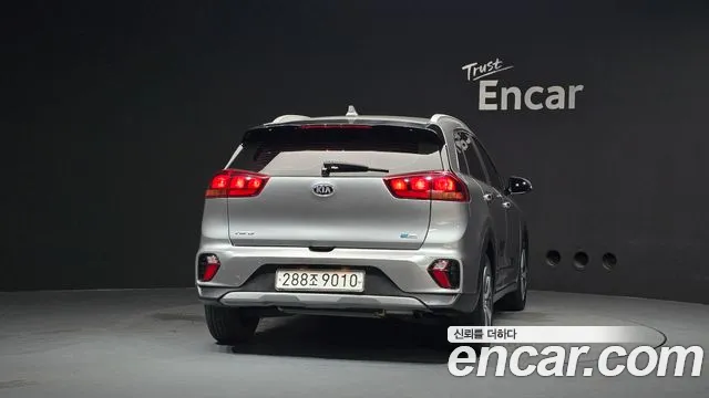 Kia Niro 2019 thumb 4