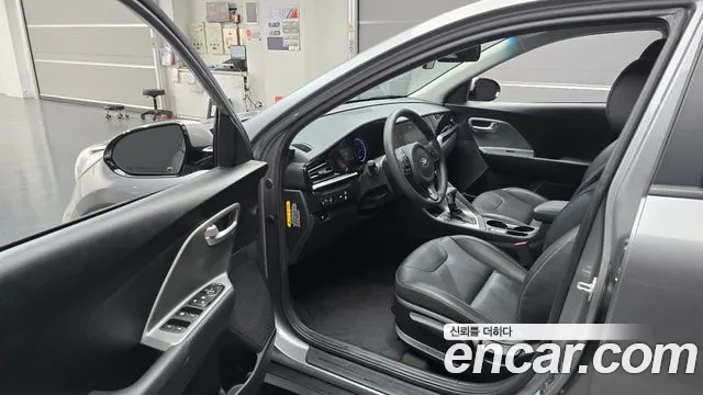Kia Niro 2019 thumb 10