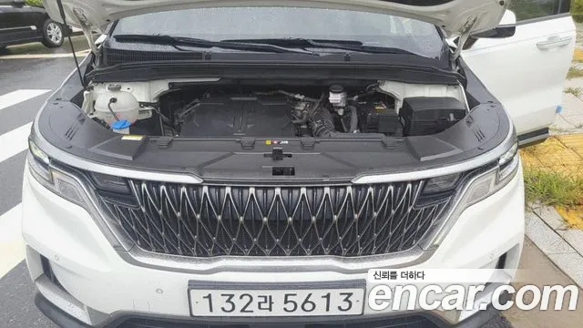 Kia Carnival 2023 thumb 6