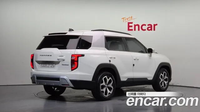 KG_Mobility_Ssangyong Torres 2022 thumb 2
