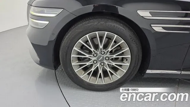 Genesis G80 2022 thumb 5