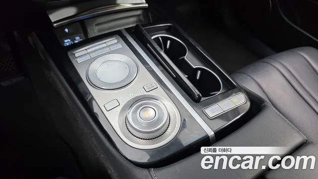 Genesis G80 2022 thumb 9