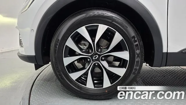 Renault-KoreaSamsung Arkana 2021 thumb 5