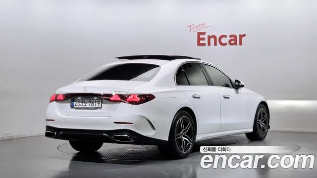 Mercedes-Benz E-Класс 2024 thumb 2