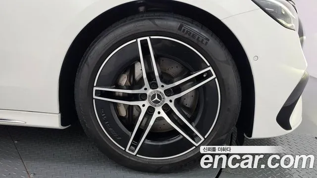Mercedes-Benz E-Класс 2024 thumb 5