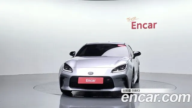 Toyota GT86 2023 thumb 2