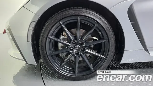 Toyota GT86 2023 thumb 4