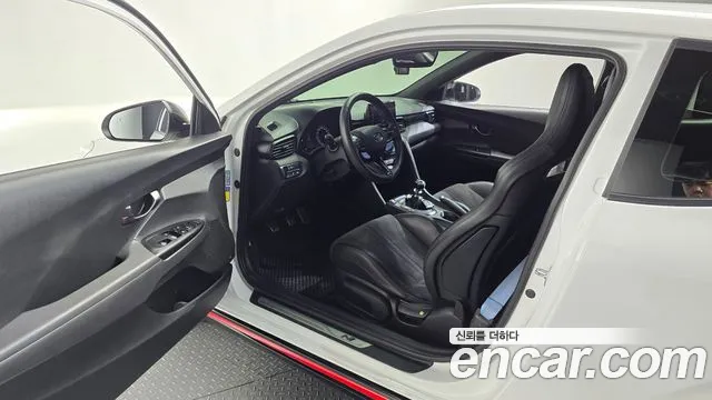 Hyundai Veloster 2022 thumb 10