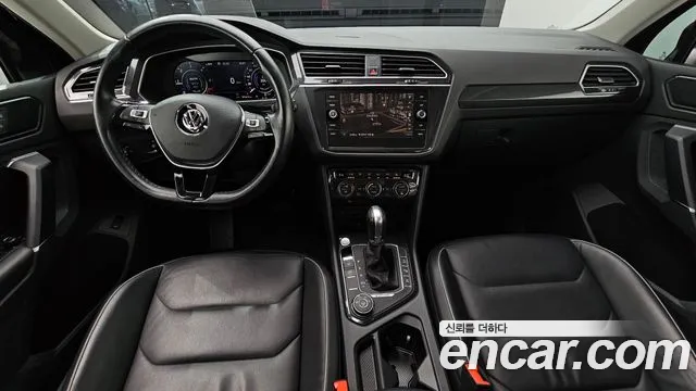 Volkswagen Tiguan 2018 thumb 7