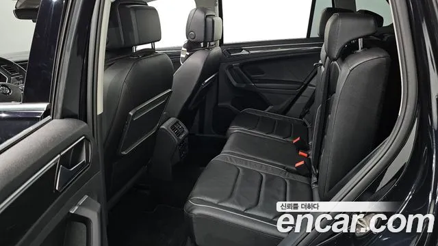 Volkswagen Tiguan 2018 thumb 11