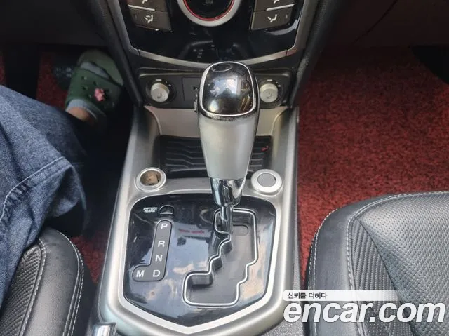 KG_Mobility_Ssangyong TIBOLI 2017 thumb 9