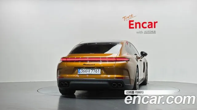 Porsche Panamera 2025 thumb 4