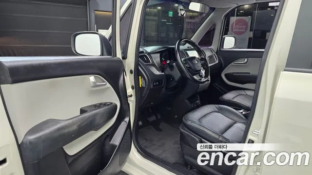 Kia Ray 2016 thumb 10