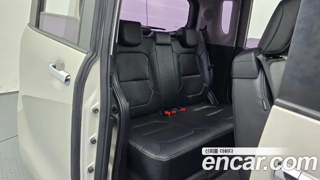 Kia Ray 2016 thumb 12