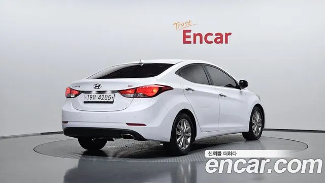 Hyundai Avante 2015 thumb 2