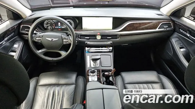 Genesis G90 2018 thumb 6