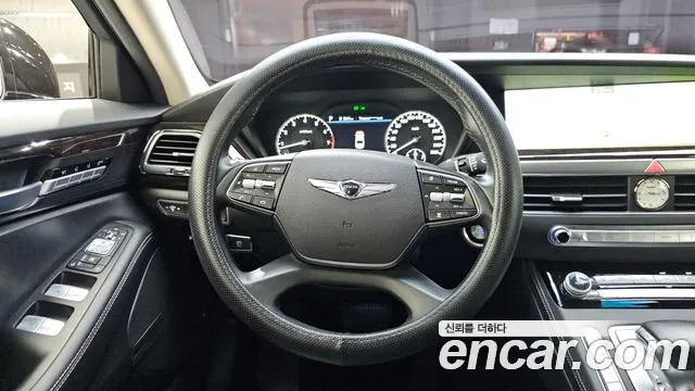 Genesis G90 2018 thumb 12