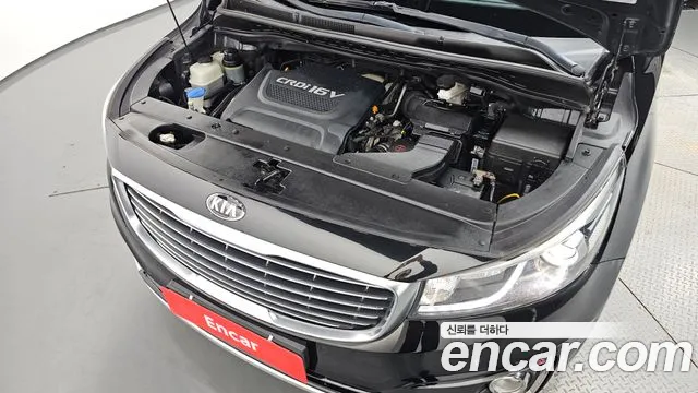 Kia Carnival 2016 thumb 6
