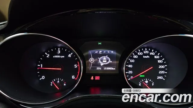 Kia Carnival 2016 thumb 8