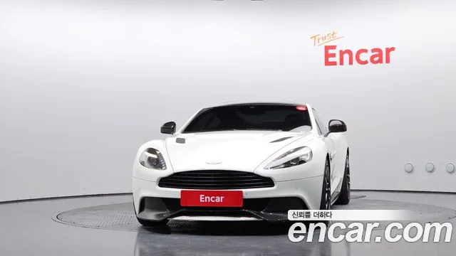Astonmartin Vanquish 2015 thumb 3