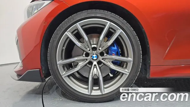 BMW 3-Series 2022 thumb 5