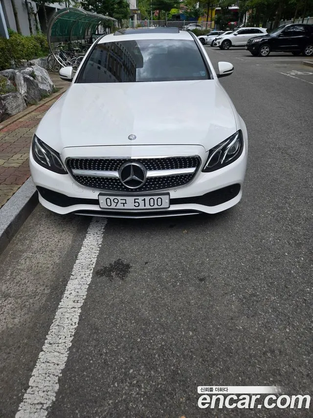Mercedes-Benz E-Класс 2017 thumb 12