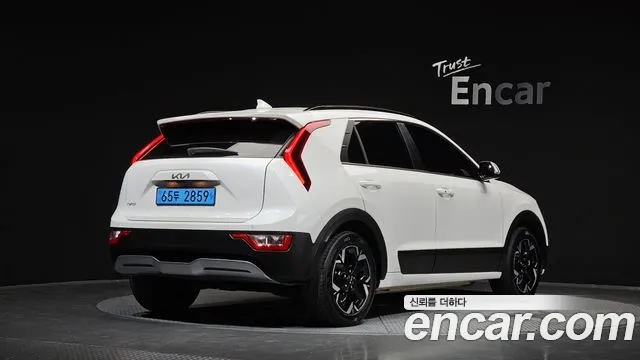 Kia Niro 2022 thumb 2