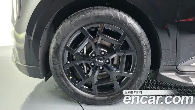 Kia Carnival 2024 thumb 4