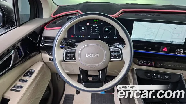 Kia Carnival 2024 thumb 11