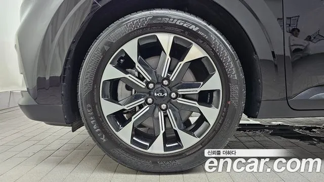 Kia Carnival 2022 thumb 5