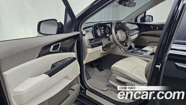 Kia Carnival 2022 thumb 10