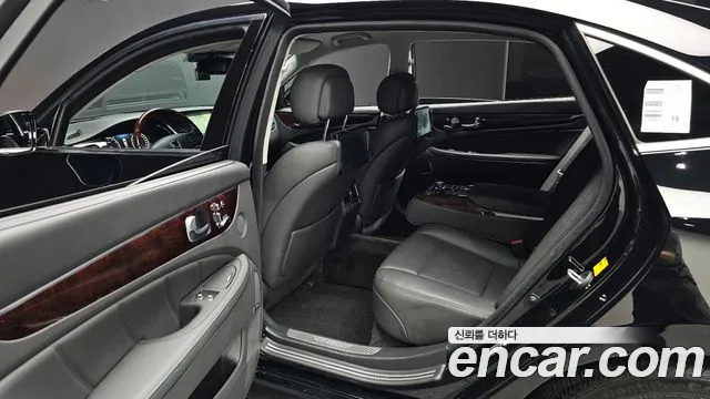 Hyundai Equus 2015 thumb 12