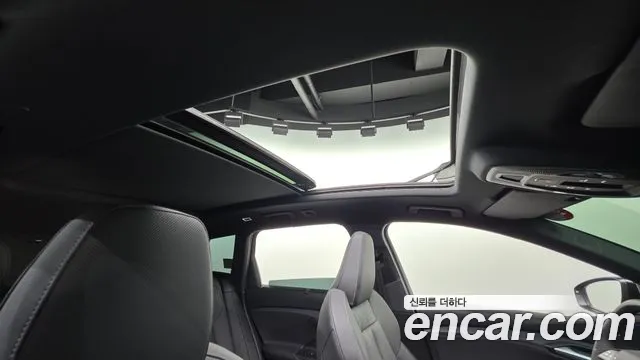Audi Q6 e-tron 2025 thumb 12